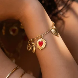 Bracelet Avenia - Pendentifs coeurs en acier inoxydable
