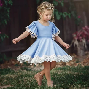 Robe Bleue à Fleur
