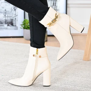 Bottines à talons hauts avec chaîne détachable