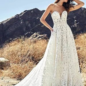 Pleine dentelle robe de mariée bohème