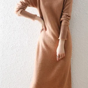 Robe droite en laine