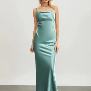 Robe longue droite satin