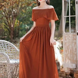 Robe témoin terracotta épaules dénudées