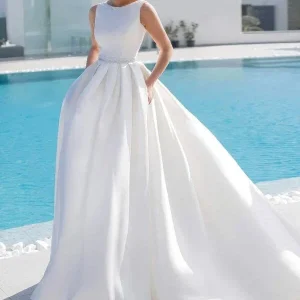 Satin Robe de Mariée Bohème Chic