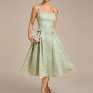 Robe de mariée à fleurs et bretelles spaghetti