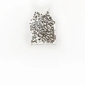 Top en maille blanche avec détails en paillettes